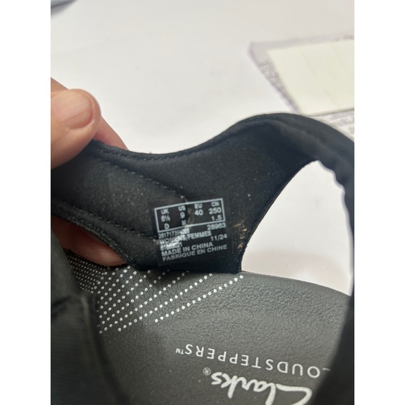 Clarks Cloudsteppers Black Bow Comfort Sandals Women US Size 9 - Picture 5 of 9